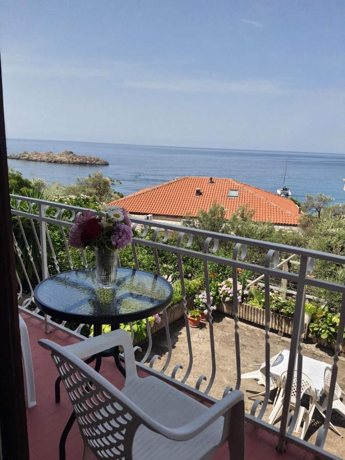 Apartments Andjus Sveti Stefan Dış mekan fotoğraf